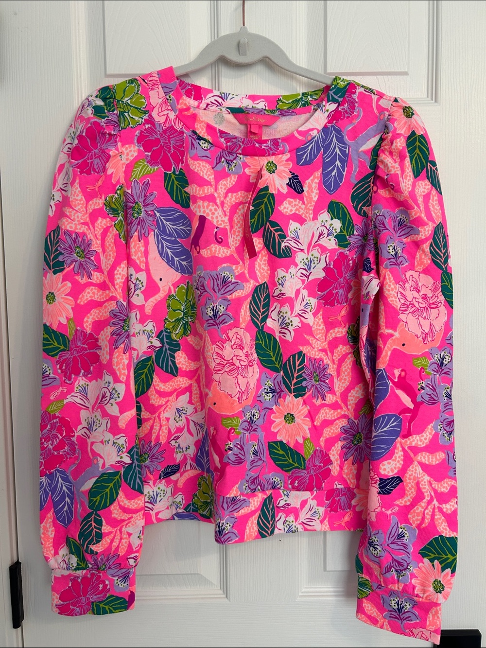 Lilly Pulitzer Jansen Puff-Sleeve Sweatshirt in “Pink Isle Best of Friends” prin